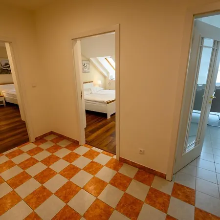 U Krale - 2 Daire Jičín